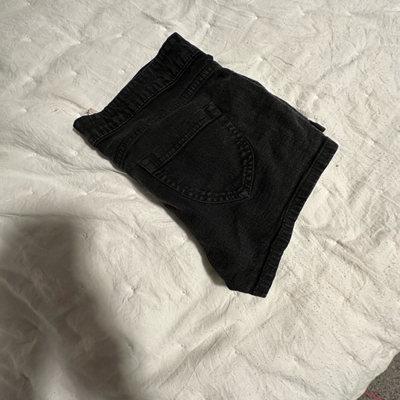 Black Brody Jean shorts - Picture 1 of 3